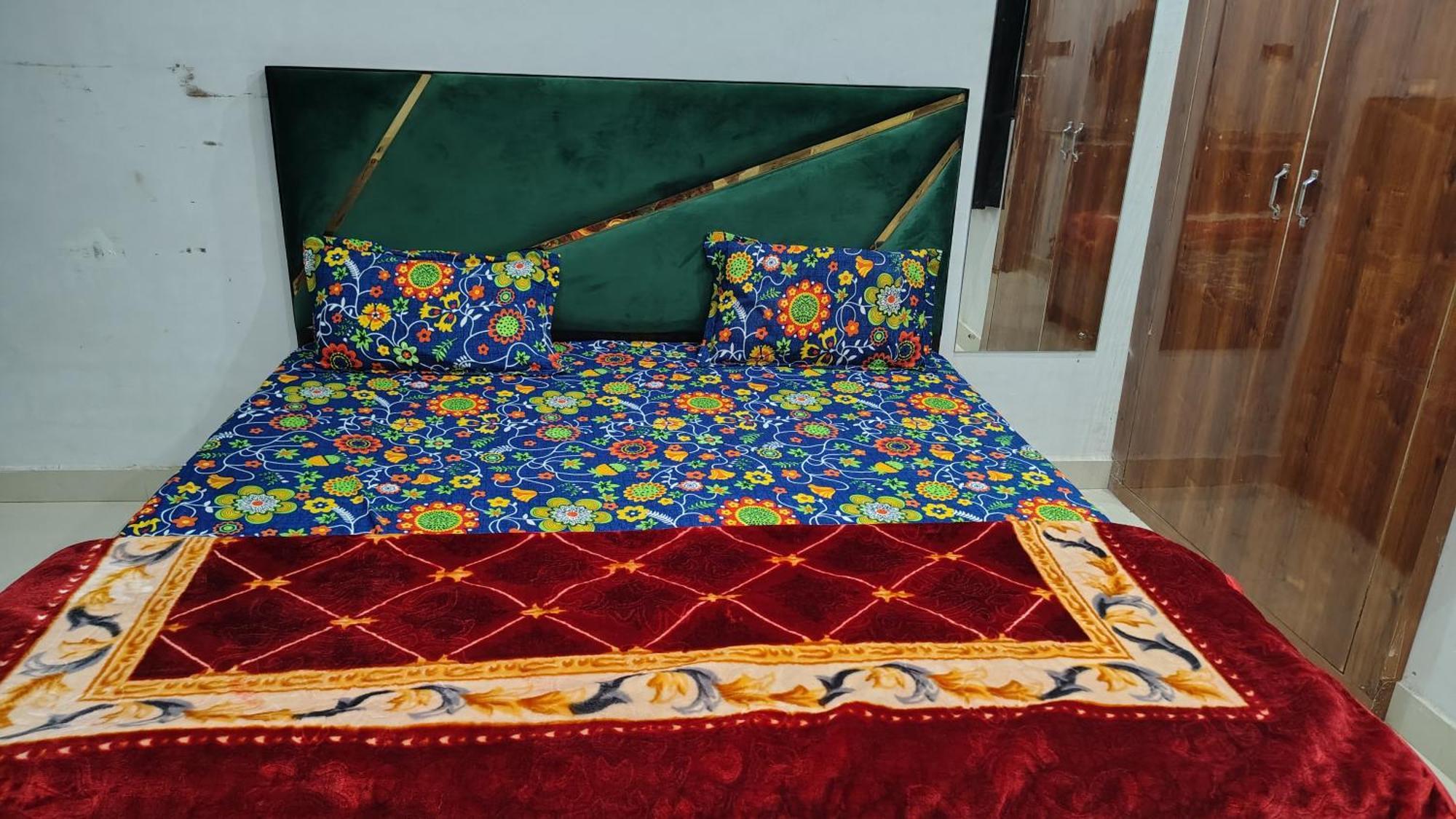 Shri Haridas Kripa Dham Ashram Вриндавана Номер фото